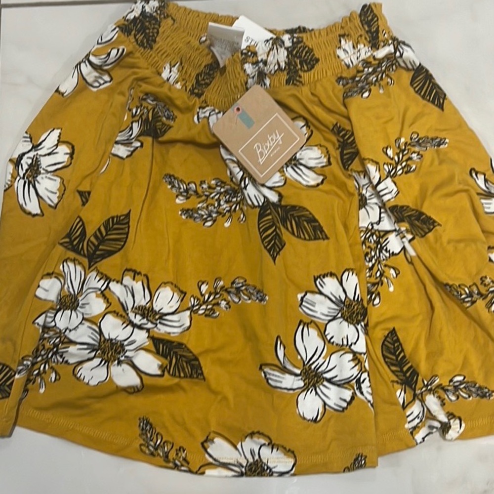 Girls size 8-10 floral skirt